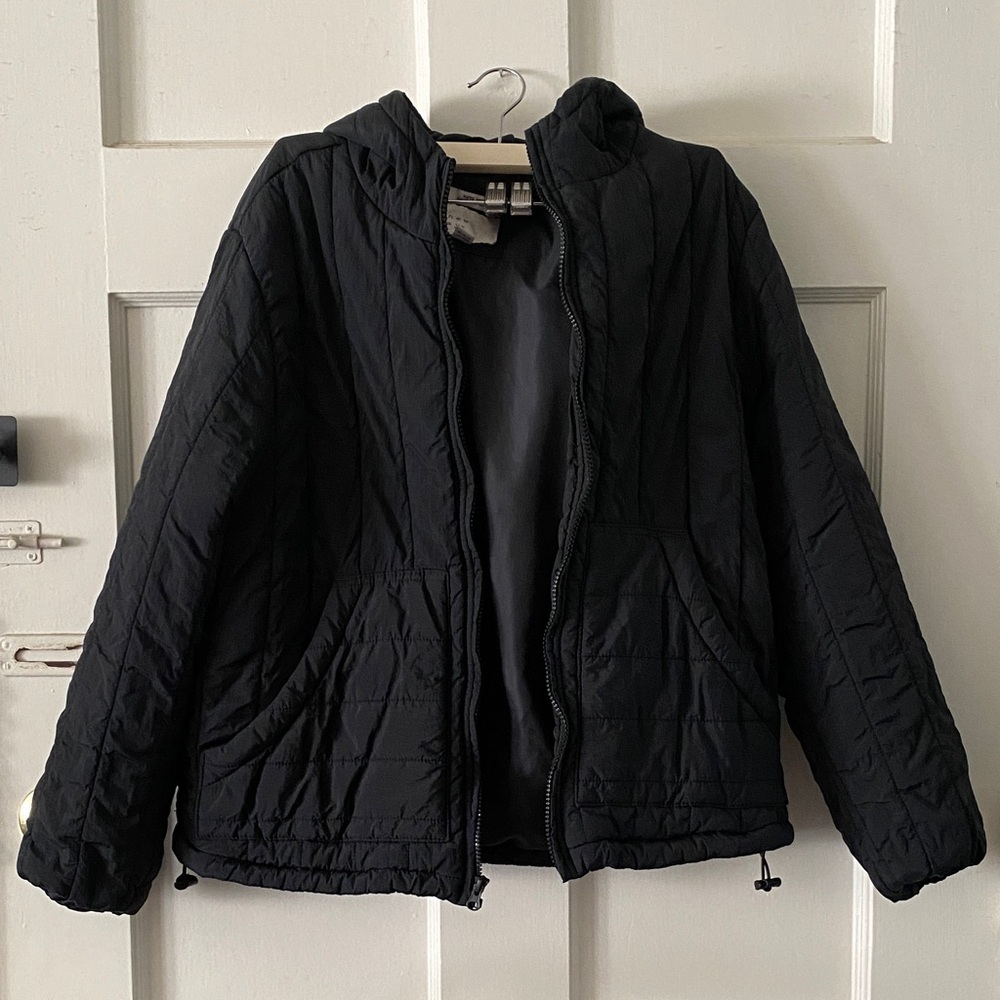 Water Resistant Puffer Jacket with Pockets and Adjustable Drawstrings size Small